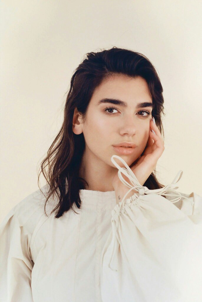 Дуа Липа (Dua Lipa)