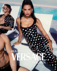 Dua Lipa ~ 'La Vacanza' collection cwith Donatella Versace Summer 2023 фото №1375404