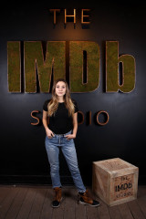 Elizabeth Olsen – The IMDb Studio Portrait at 2017 Sundance Film Festival фото №935887