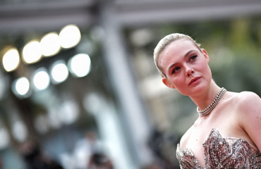 Elle Fanning ~ Cannes Film Festival 2023 фото №1374372