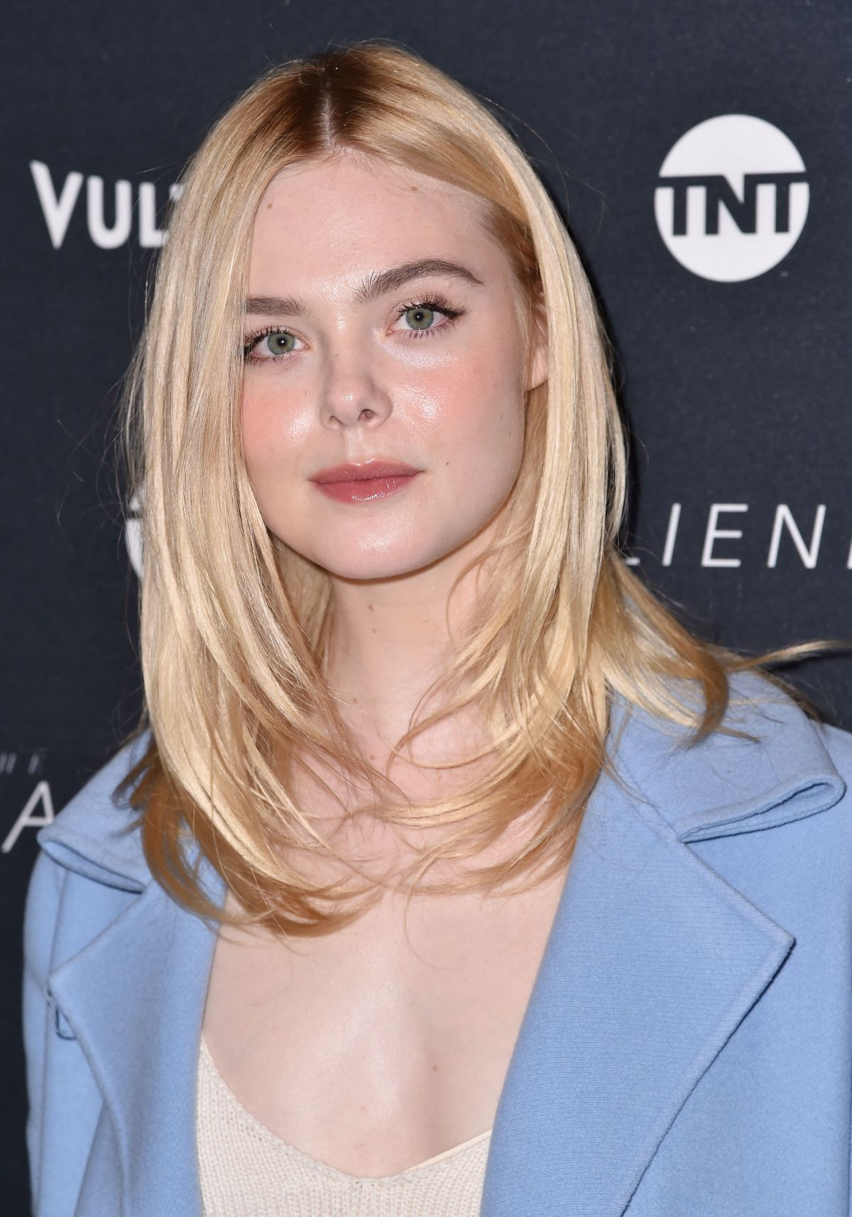 Элли Фаннинг (Elle Fanning)