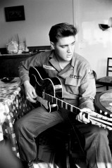 Elvis Presley фото №390677