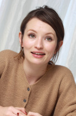Emily Browning фото №704498