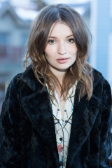 Emily Browning фото №883744