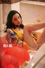 EMMA DUMONT in FHM Magazine, China February 2019 фото №1236510