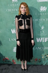 Emma Stone – 2018 Women in Film Pre-Oscar Cocktail Party in LA фото №1049113