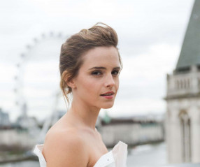 Emma Watson – Beauty and The Beast Press Tour фото №948844