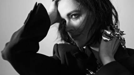 Eva Green ~ Alexander McQueen F/W 2023 Campaign by David Sims фото №1377839