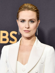 Evan Rachel Wood – Emmy Awards in Los Angeles фото №996540