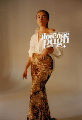 Florence Pugh by Colin Dodgson for Vogue (2023) фото №1390373