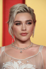 Florence Pugh – Vanity Fair Oscar Party in Beverly Hills фото №1390753