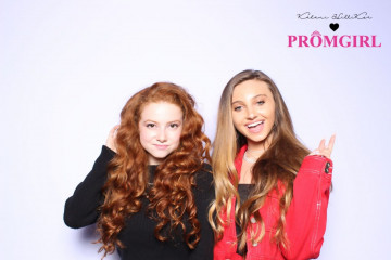 Francesca Capaldi – Kalani Hearts PromGirl Collection Launch Party Photobooth фото №1138101