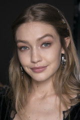 Gigi Hadid - Bottega Veneta New York Fashion Week 02/09/2018 фото №1041625