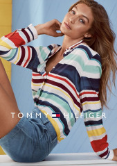 Gigi Hadid - TOMMYxGIGI 2017 фото №941842