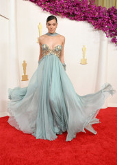 Hailee Steinfeld – Oscars 2024 Red Carpet фото №1390838
