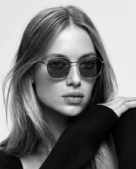 Hannah Ferguson for Oliver Peoples (Fall 2023) фото №1381185