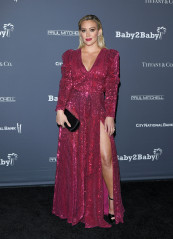 Hilary Duff - Baby2Baby 10-Year Gala in LA 11/13/2021 фото №1321812