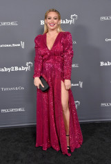 Hilary Duff - Baby2Baby 10-Year Gala in LA 11/13/2021 фото №1321814
