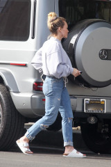 Hilary Duff is seen in Studio City | 01.03.2020 фото №1274290