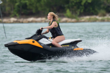 Iggy Azalea - Miami Beach 08/07/2018 фото №1091685