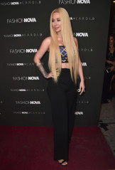 Iggy Azalea - Fashion Nova in Los Angeles 11/14/2018 фото №1118367