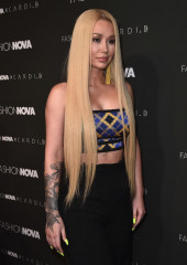 Iggy Azalea – Fashion Nova x Cardi B Collaboration Launch Event in Hollywood 11/ фото №1118435