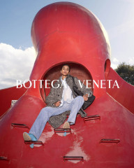 Imaan Hammam ~ Bottega Veneta S/S 2024 by Alec Soth фото №1387192