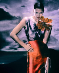 Irina Shayk by Elizaveta Porodina for Vogue Spain (2023) фото №1363010