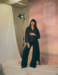 JAMEELA JAMIL in Vogue Magazine, Spain January 2020 фото №1239114