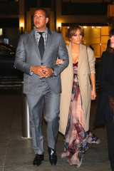 Jennifer Lopez – Out for Dinner in New York  фото №964853