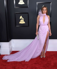 Jennifer Lopez – 59th GRAMMY Awards in Los Angeles фото №940167