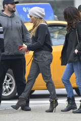 Jennifer Lopez in Casual Attire – New York фото №958946