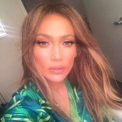 Jennifer Lopez – Social Media Photos фото №939226