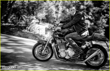 Jeremy Renner - Legend Photoshoot фото №941580