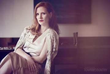 Jessica Chastain – Town & Country Magazine December 2017 Photos фото №1012695