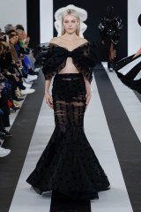 Jessica Stam - Nina Ricci Fall/Winter 2023 Fashion Show in Paris фото №1366001