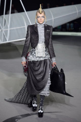 Jessica Stam - Thom Browne Fall/Winter 2023 Fashion Show in New York фото №1366098