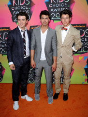 Jonas Brothers фото №254472