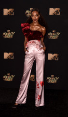 Jourdan Dunn – MTV Movie and TV Awards in Los Angeles фото №962888