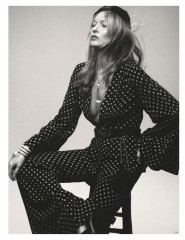Kate Moss – British Vogue Magazine May 2019 Issue фото №1158735