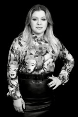 Kelly Clarkson – “Uglydolls” Portrait Session in LA, April 2019 фото №1169262