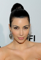 Kim Kardashian фото №748179
