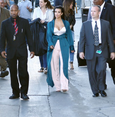 Kim Kardashian фото №754077