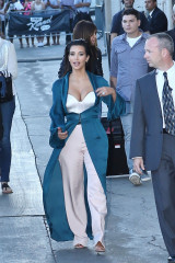 Kim Kardashian фото №754021