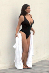 Kim Kardashian фото №883775