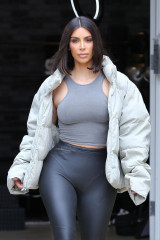 Kim Kardashian фото №1066672
