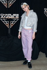 Kristen Stewart - 'Charlie's Angels' Photocall in Los Angeles // 11.11.2019 фото №1271954