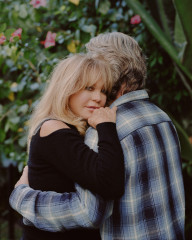 Kurt Russell & Goldie Hawn by Ryan Pfluger for NY Times || 2020 фото №1283400