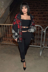 Kylie Jenner – Alexander Wang Show at 2017 NYFW in New York фото №940112
