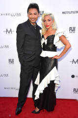 Lady Gaga - The Daily Front Row Fashion Awards in LA 03/17/2019 фото №1153736